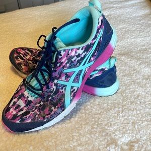 ASICS gel hyper sneaker